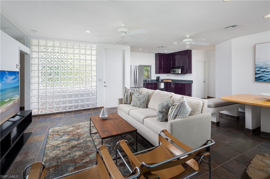 PINE RIDGE - Residential