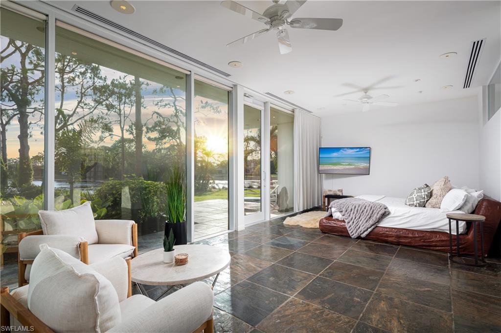 PINE RIDGE - Residential