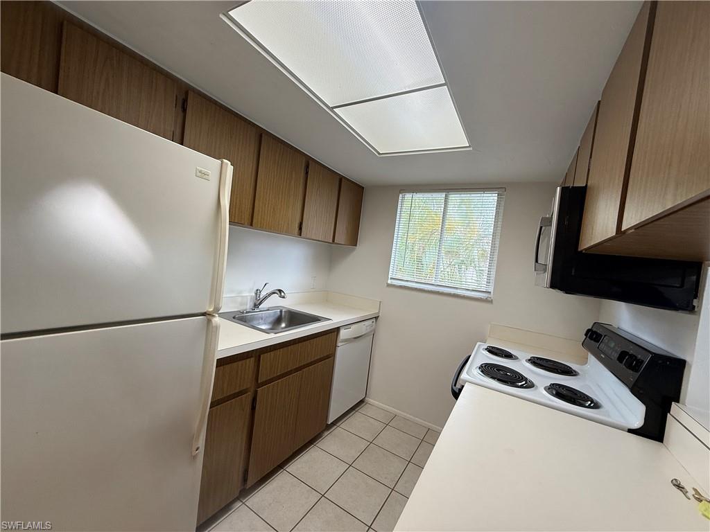 PROVINCETOWN - Residential