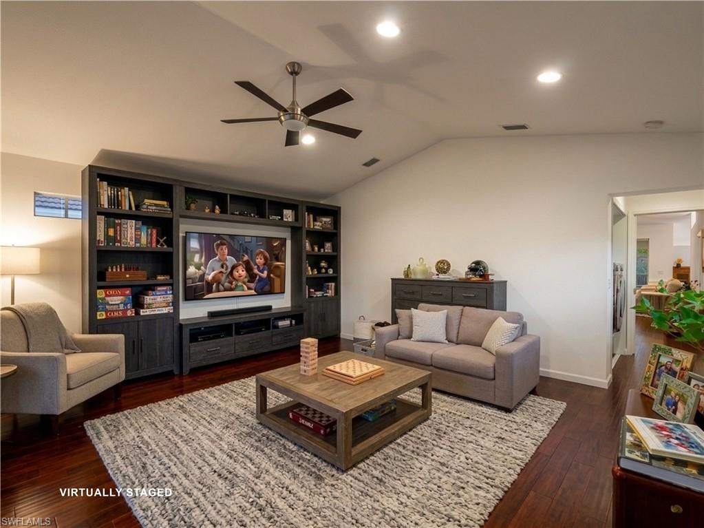 CLUBSIDE - Residential