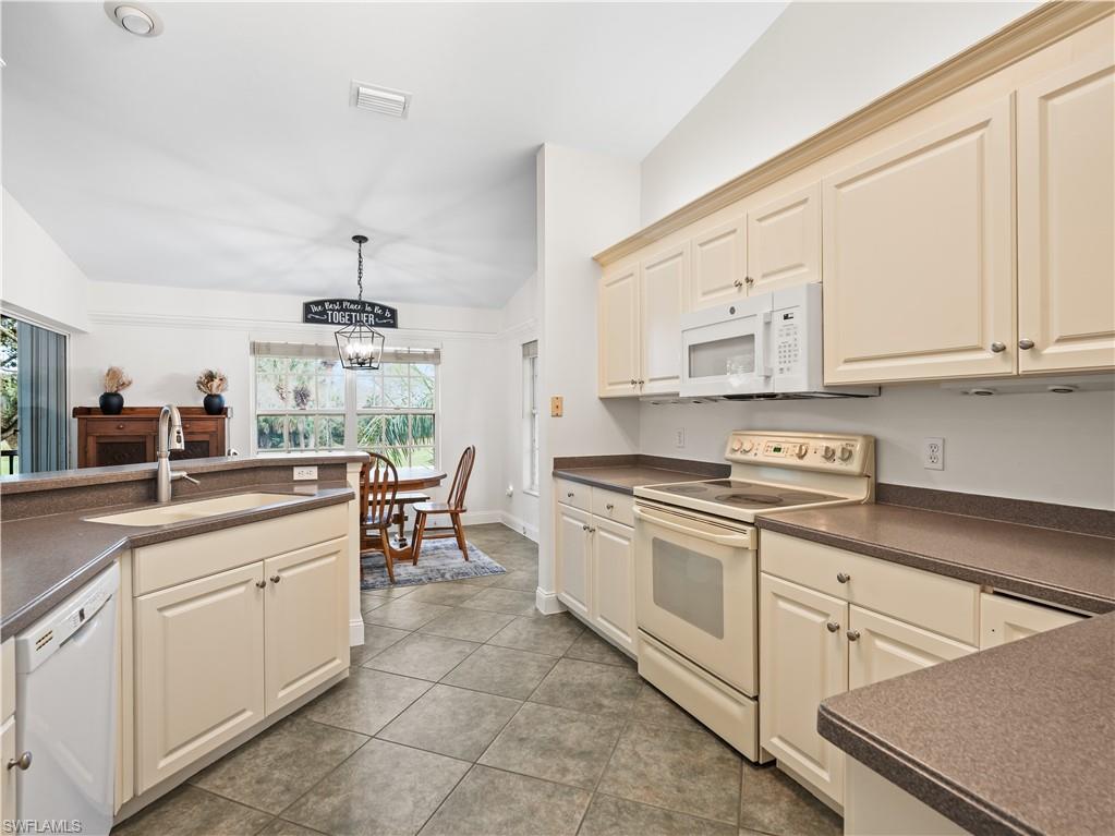 CLUBSIDE - Residential