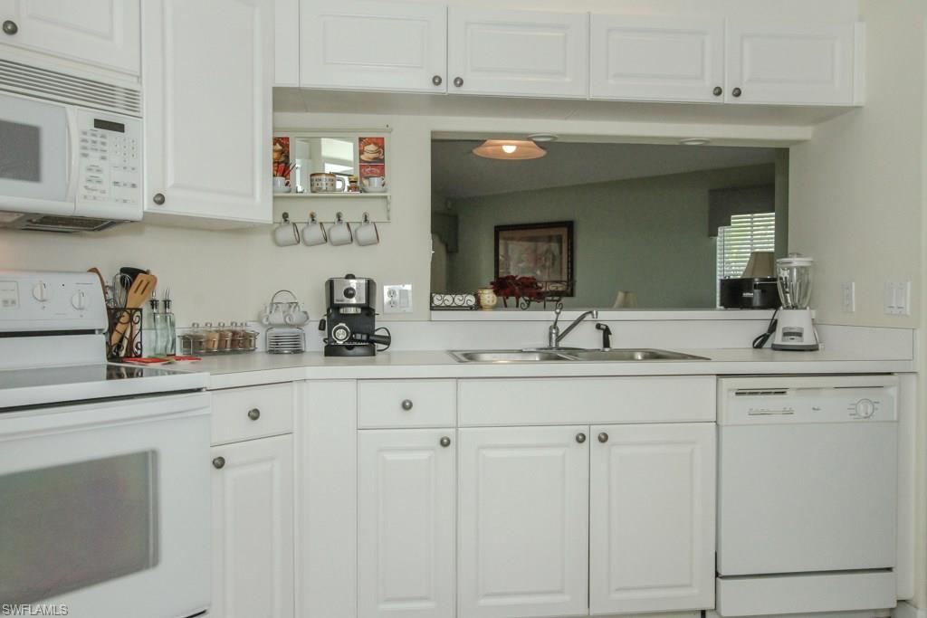 SWEETWATER BAY - Residential