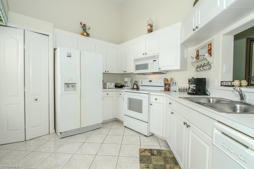 SWEETWATER BAY - Residential