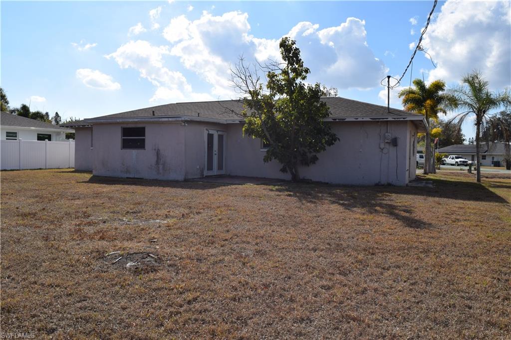 FORT MYERS SHORES - Residential