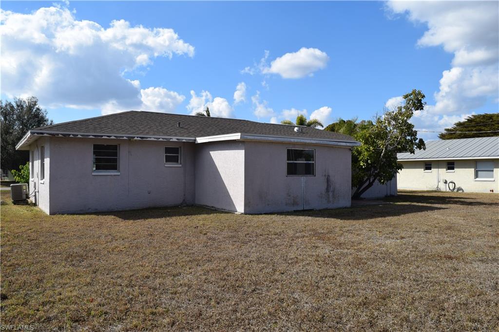 FORT MYERS SHORES - Residential