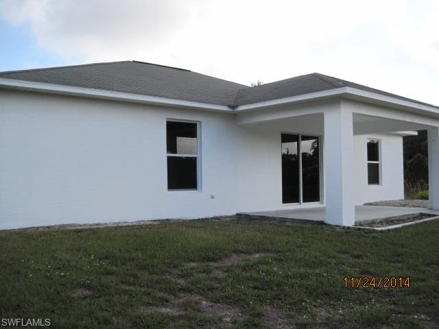 MIRROR LAKES - Residential