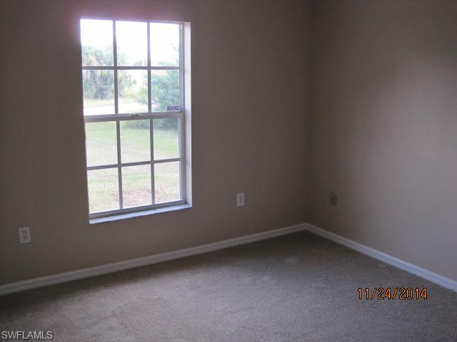 MIRROR LAKES - Residential