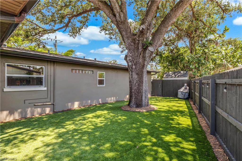 SEMINOLE ESTATES - Residential