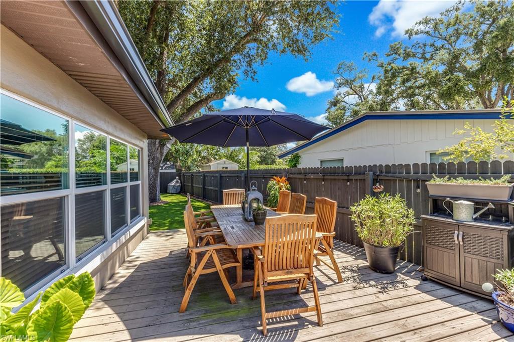 SEMINOLE ESTATES - Residential