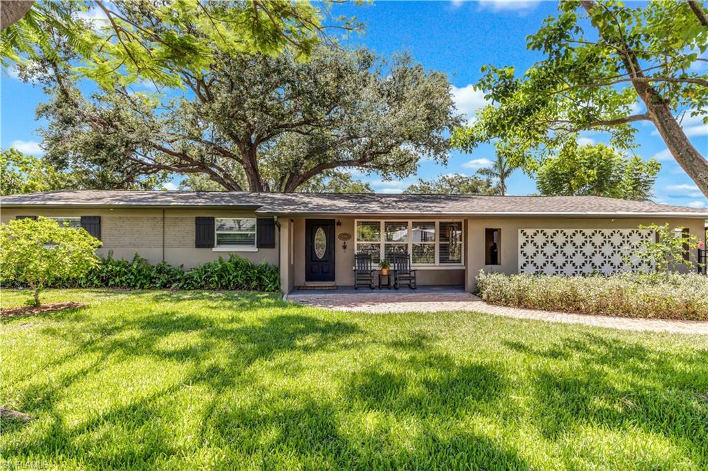 SEMINOLE ESTATES - Residential