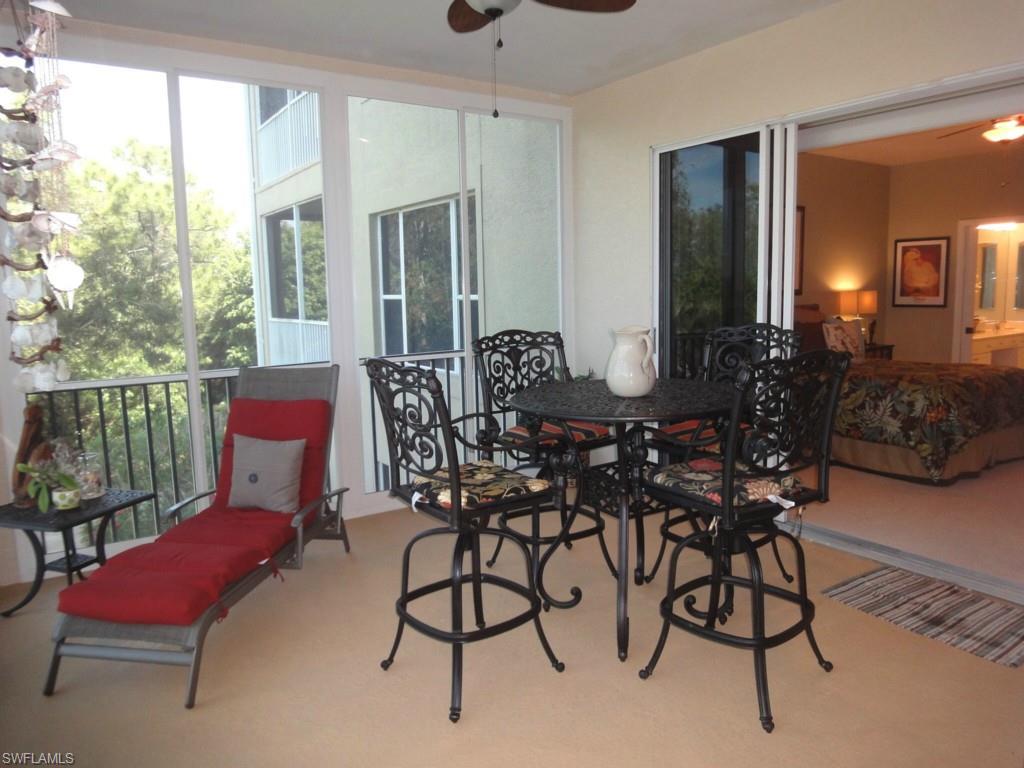 SUTTON WALK - Residential