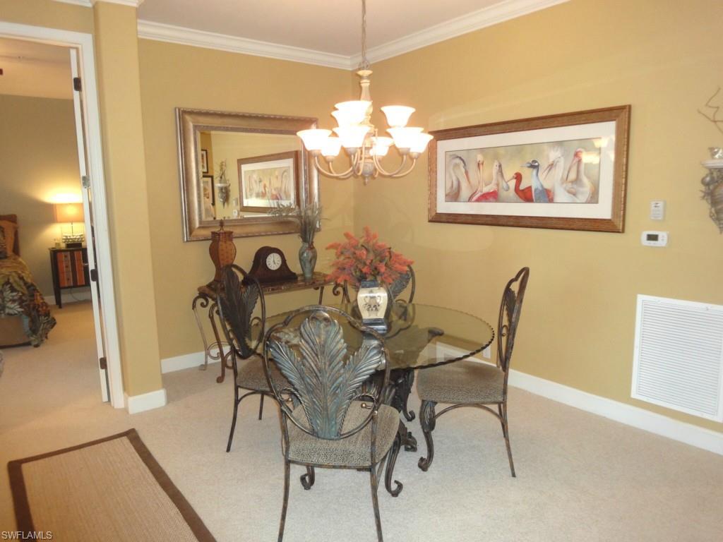 SUTTON WALK - Residential