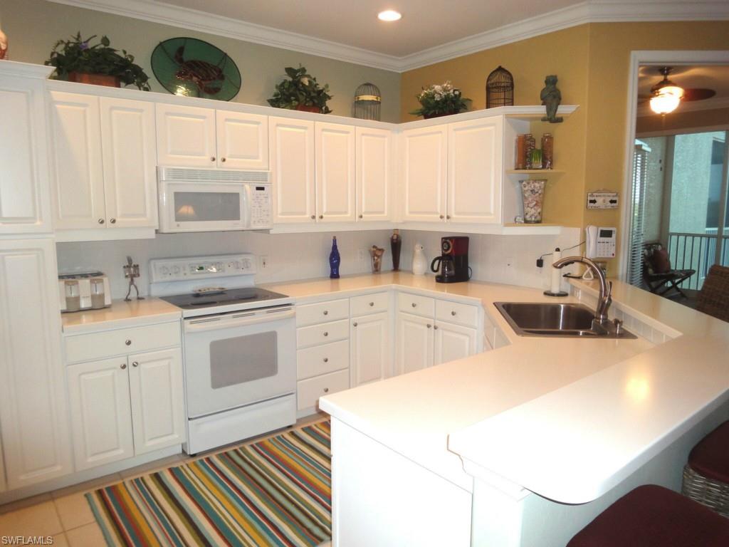 SUTTON WALK - Residential