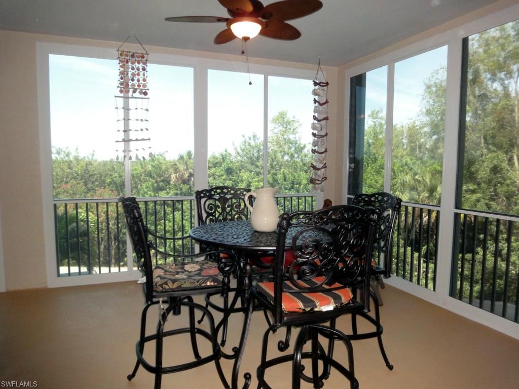 SUTTON WALK - Residential