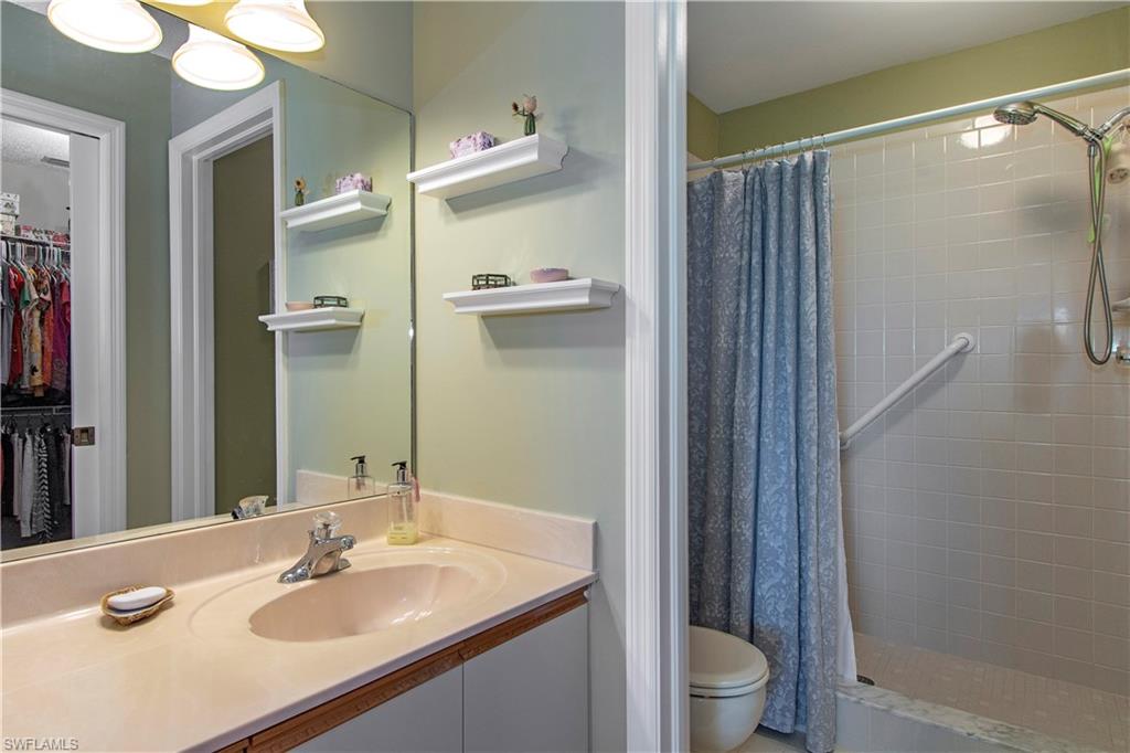 CHATHAM SQUARE - Residential