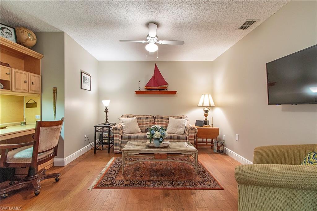 CHATHAM SQUARE - Residential