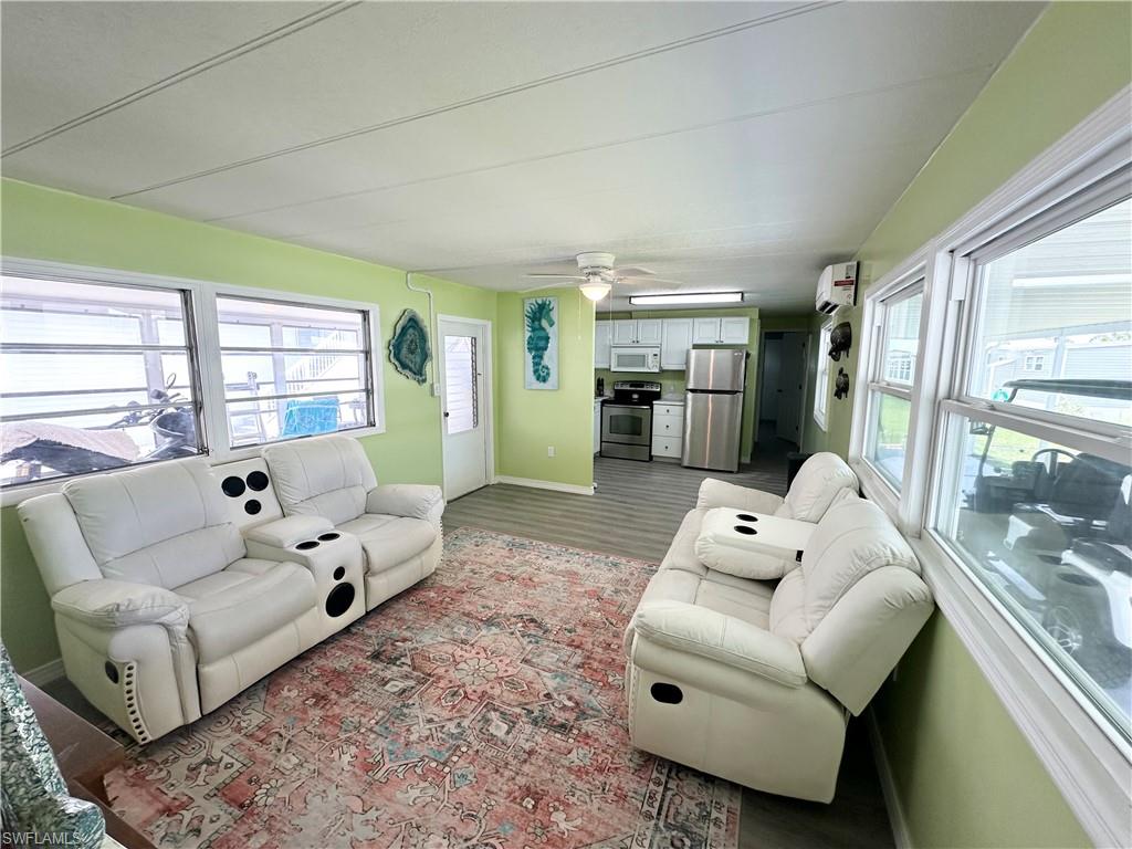 BAYSIDE ESTATES - Residential