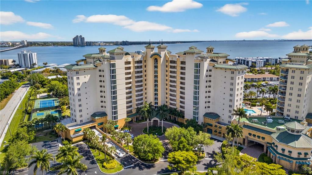 NORTH STAR YACHT CLUB - Residential