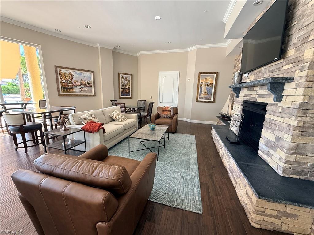 NORTH STAR YACHT CLUB - Residential