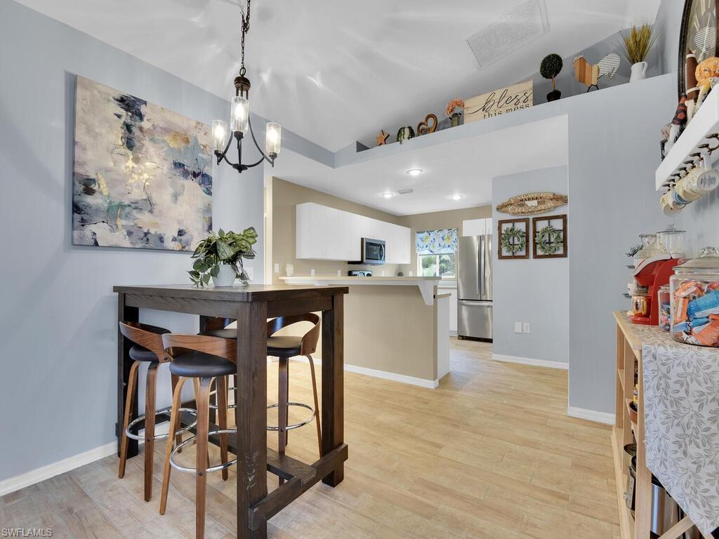 SPRING LAKES - Residential