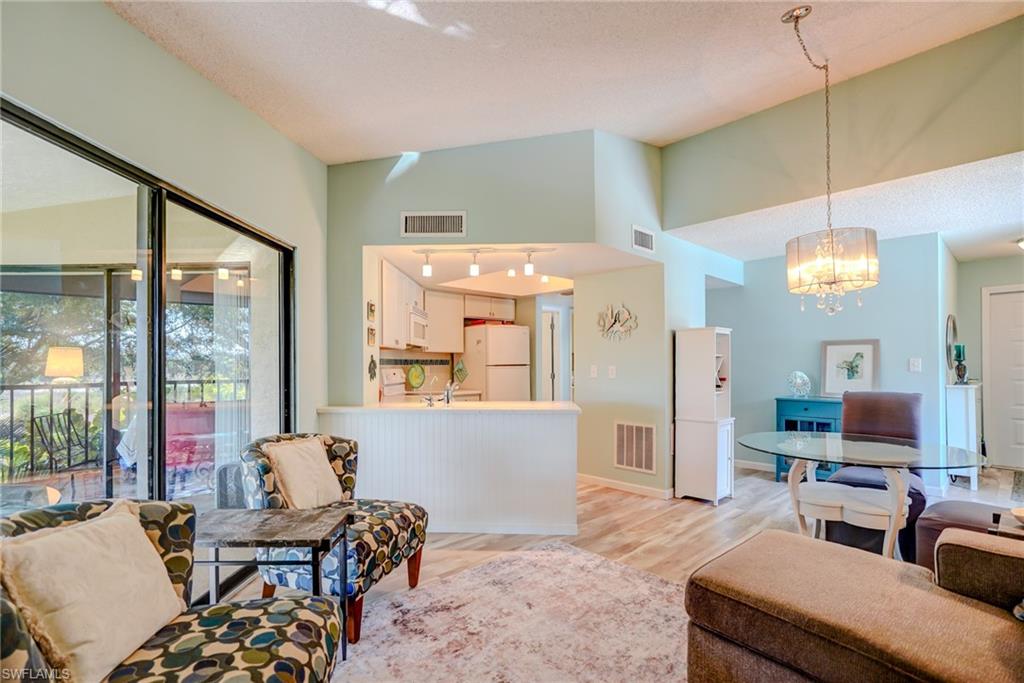 VILLAGES - Residential