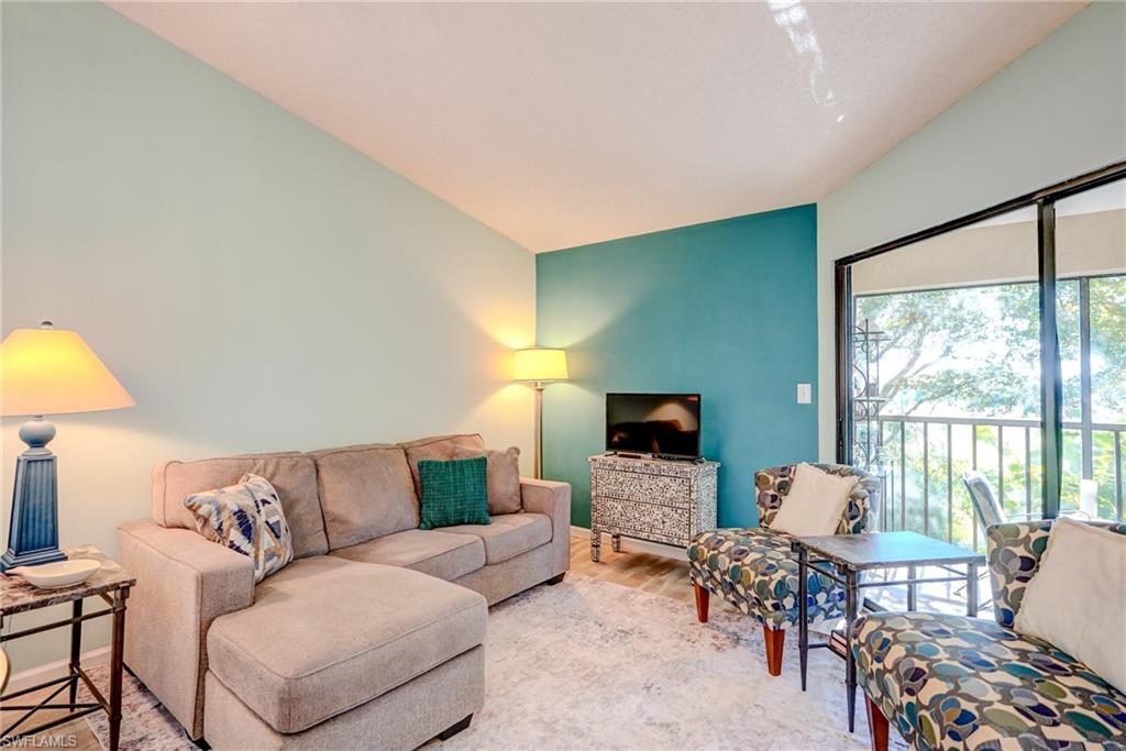 VILLAGES - Residential