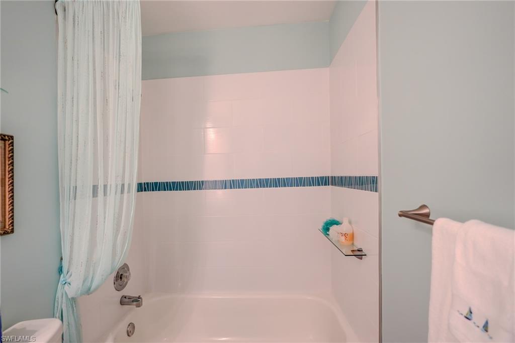 VILLAGES - Residential