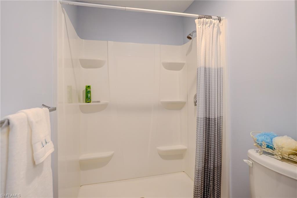 VILLAGES - Residential