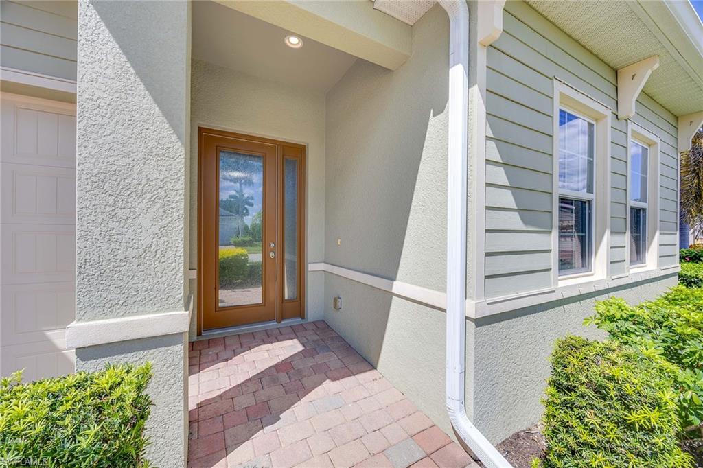 SAVANNAH LAKES - Residential