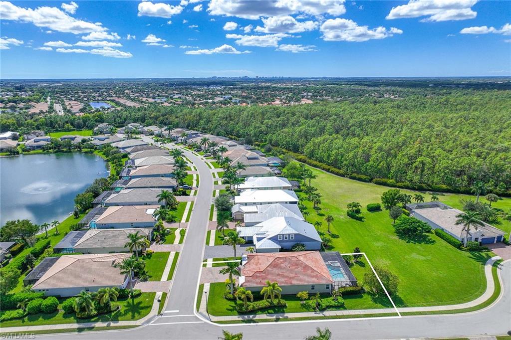 SAVANNAH LAKES - Residential