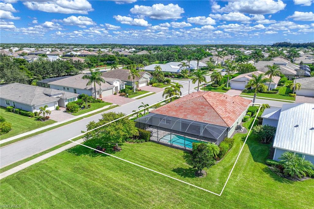 SAVANNAH LAKES - Residential