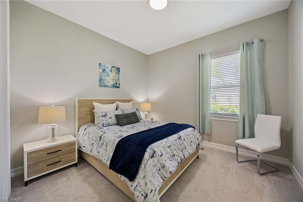 SAVANNAH LAKES - Residential