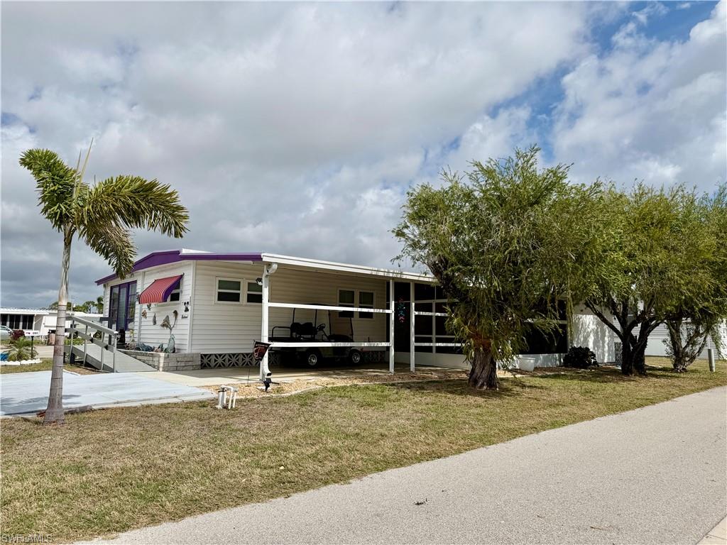 CARRIAGE VILLAGE - Residential