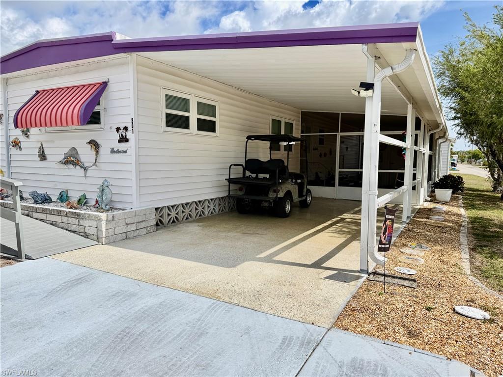 CARRIAGE VILLAGE - Residential