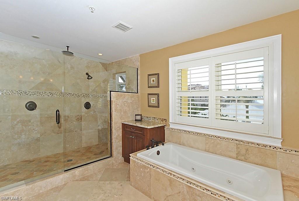 BAREFOOT BEACH - Residential