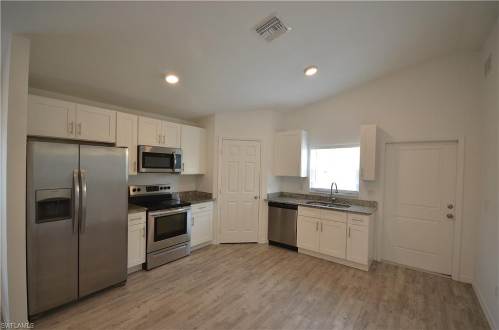 CARVER PARK - Residential Lease