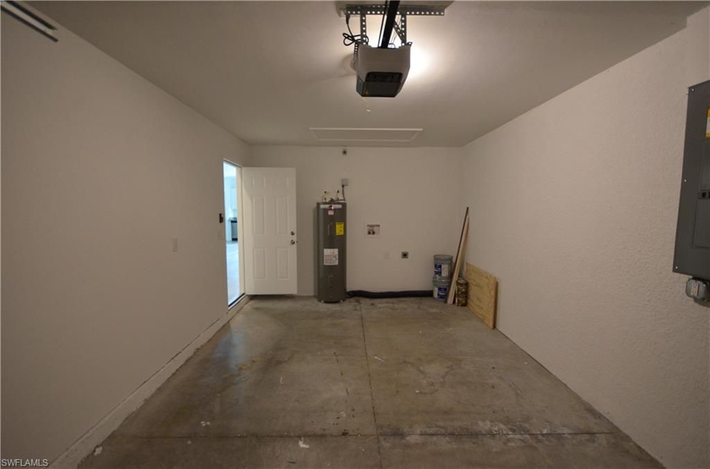 CARVER PARK - Residential Lease