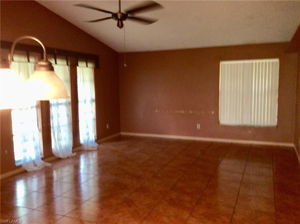 WILLOW LAKE - Residential