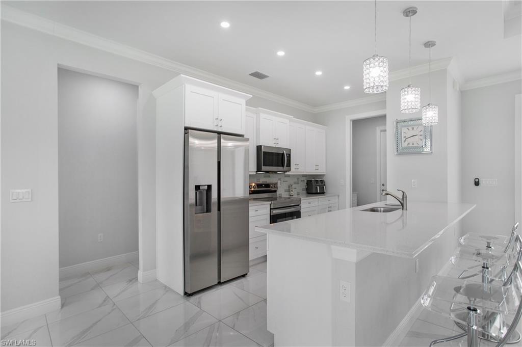 GOLDEN GATE ESTATES - Residential