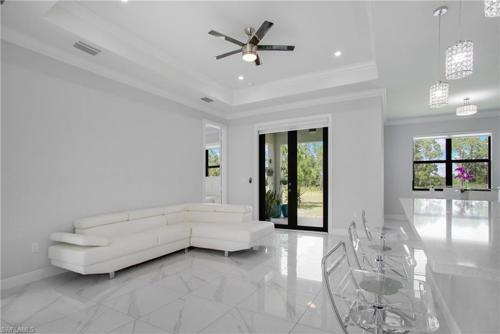 GOLDEN GATE ESTATES - Residential