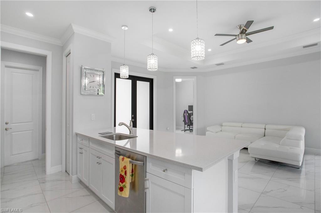 GOLDEN GATE ESTATES - Residential