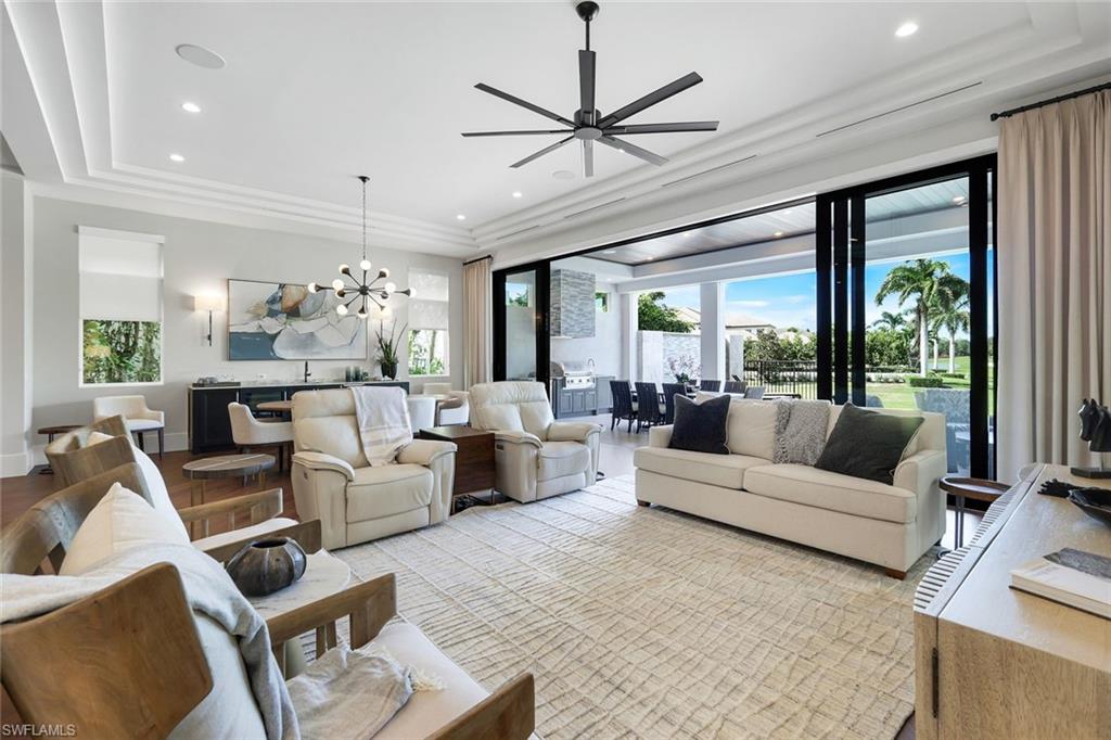 ISOLA BELLA - Residential