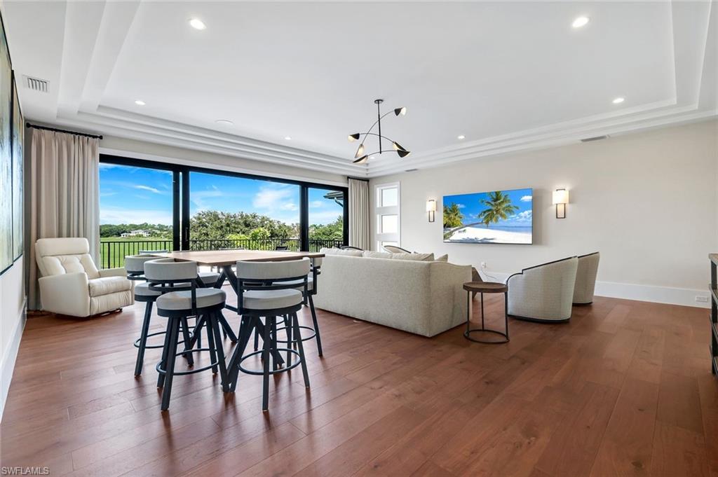 ISOLA BELLA - Residential