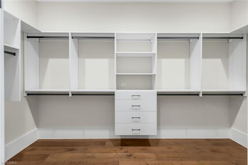 ISOLA BELLA - Residential