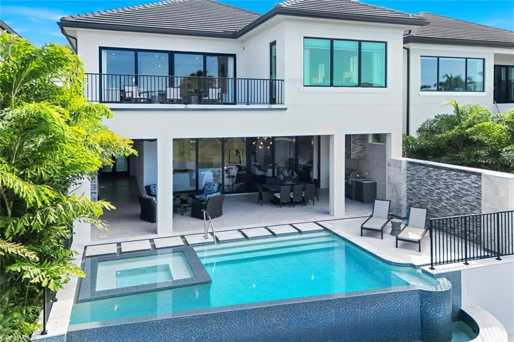 ISOLA BELLA - Residential