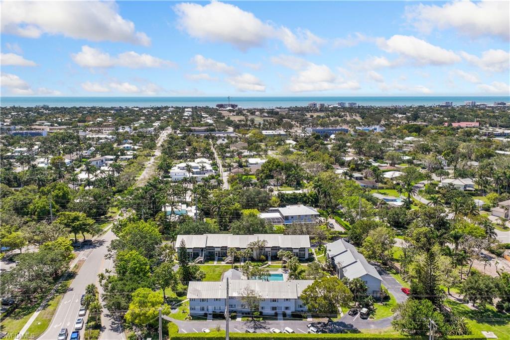 INTOWN CLUB - Residential