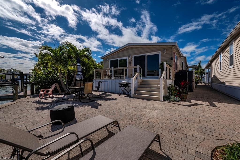 23 Nancy LN