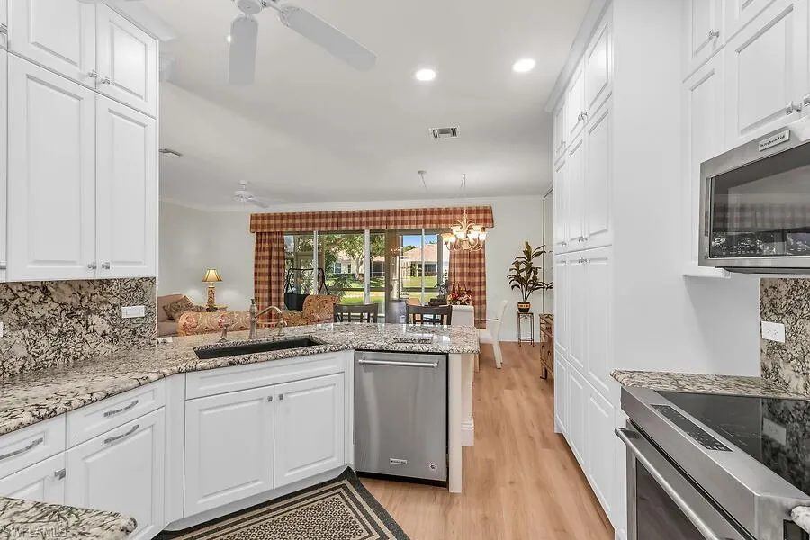 Fort Myers, Florida 33908, United States, 3 Bedrooms Bedrooms, ,2 BathroomsBathrooms,Residential,Active,110440