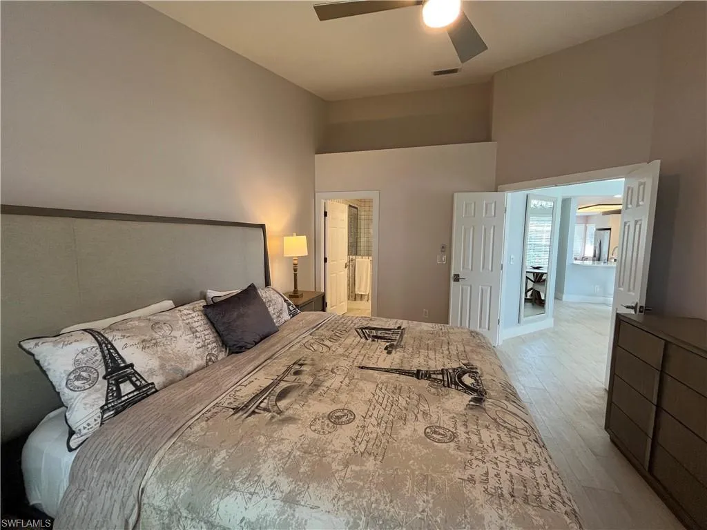 Naples, Florida 34109, United States, 2 Bedrooms Bedrooms, ,2 BathroomsBathrooms,Residential,Pending,122824