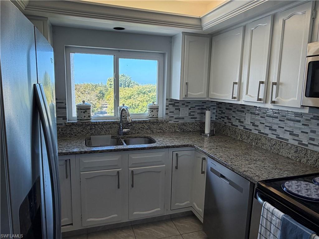 STEAMBOAT BEND EAST - Residential